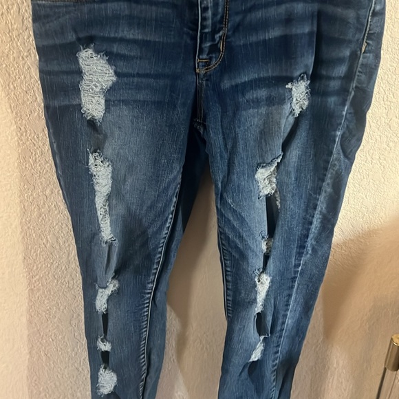 Maurices Jeans High Rise Small Reg. - Picture 4 of 7